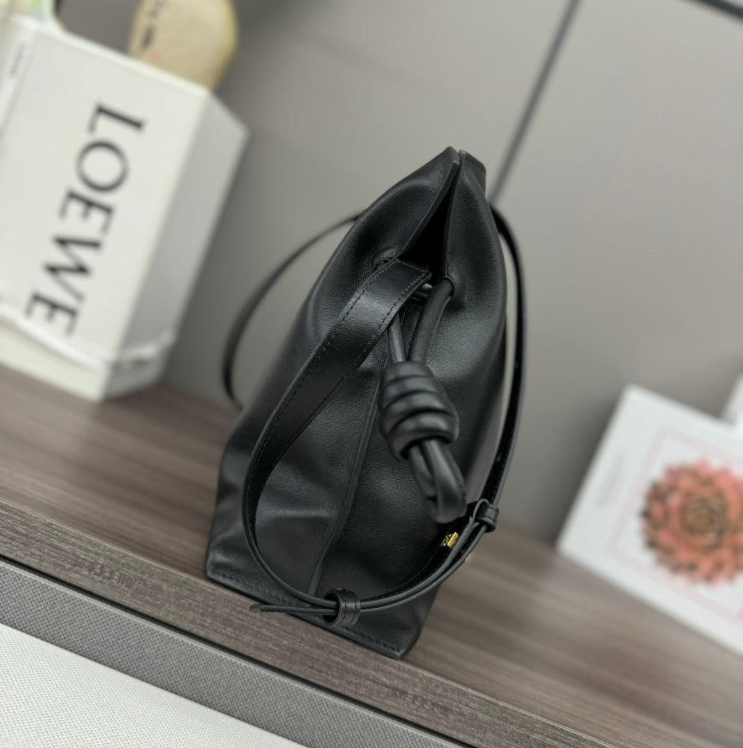 LOEWE 25S LARGE FLAMENCO CLUTCH BAG 30 IN BLACK CALFSKIN