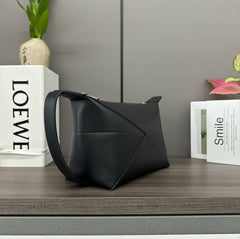 PUZZLE FOLD WASH 22 BAG IN BLACK SHINY CALFSKIN