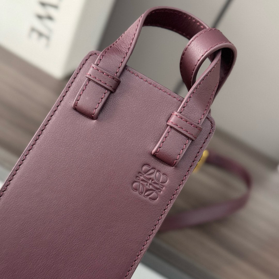 HAMMOCK SLICE 25 BAG IN PLUM PURPLE SHINY CALFSKIN