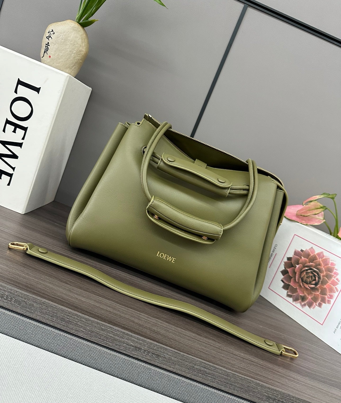 LOEWE 25S MADRID BAG 28 IN OLIVE GREEN CALFSKIN GOLD HARDWARE
