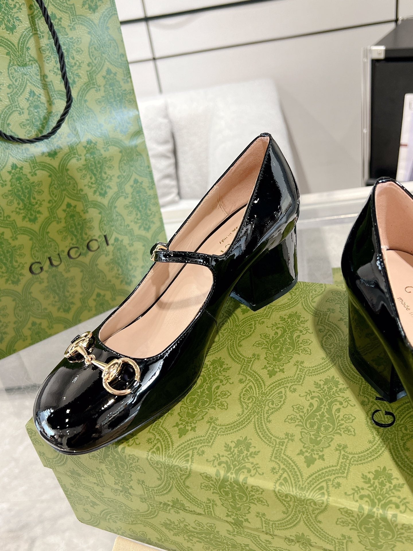 HORSEBIT MARY JANE HEEL IN BLACK CALFSKIN GOLD HARDWARE