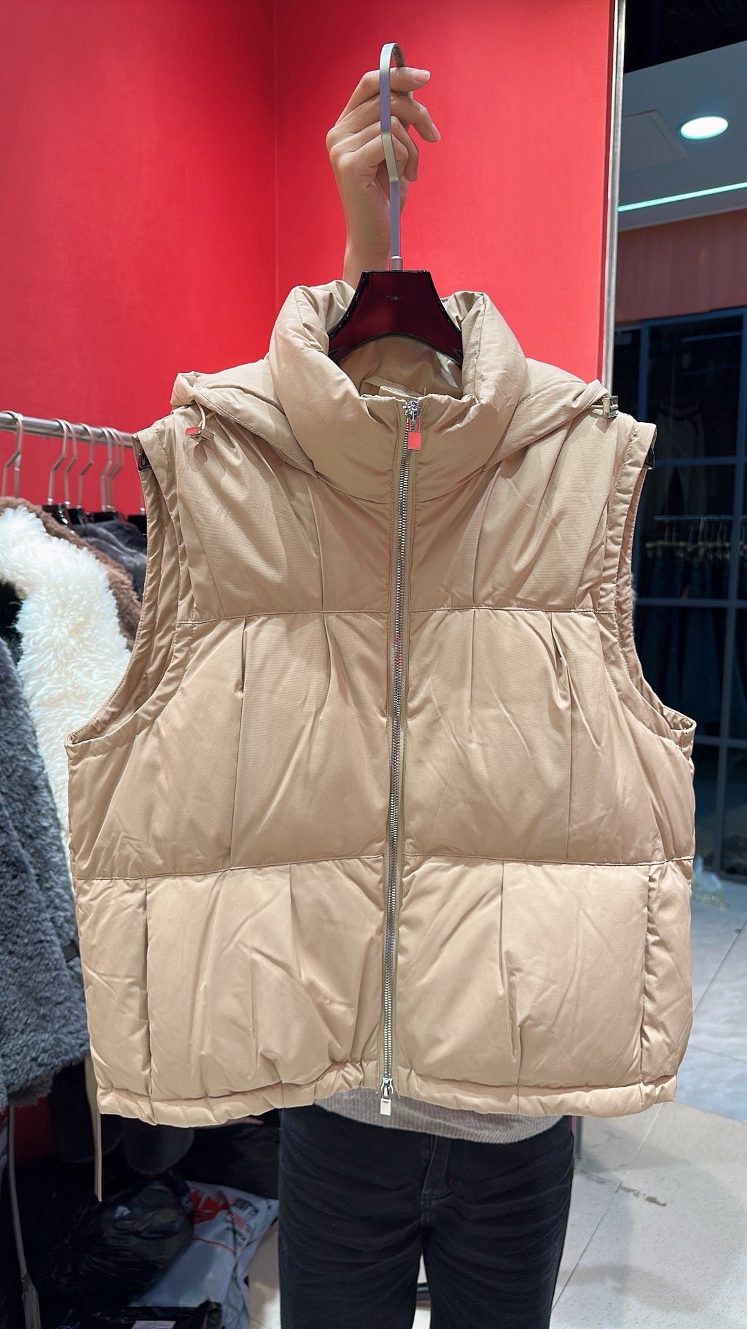 BURBERRY 25S DOWN VEST 0040