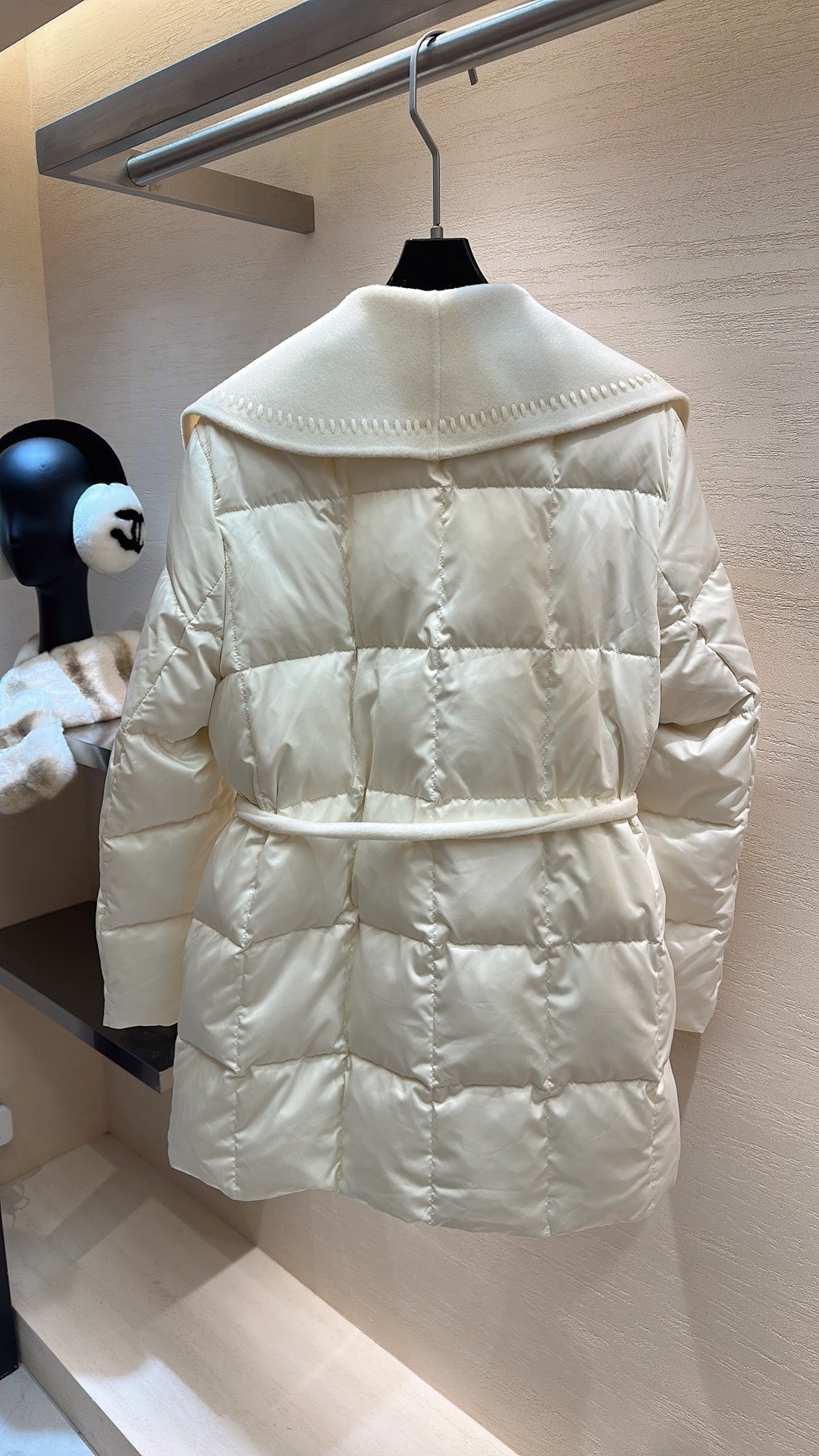 CHANEL 25S REGULAR FIT LONG DOWN JACKET 575