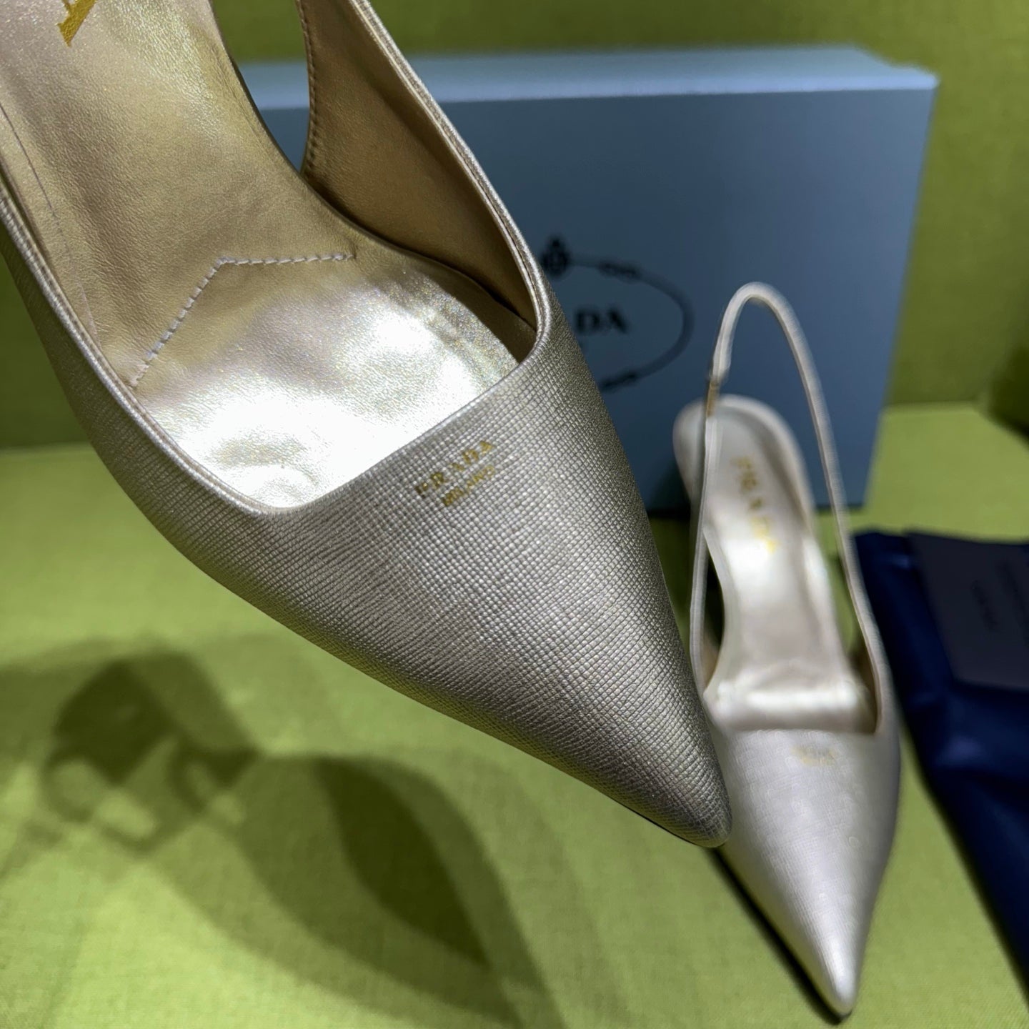 PRADA 25S SLINGBACK HIGH HEELS 75 MM IN GOLD SHEEPSKIN