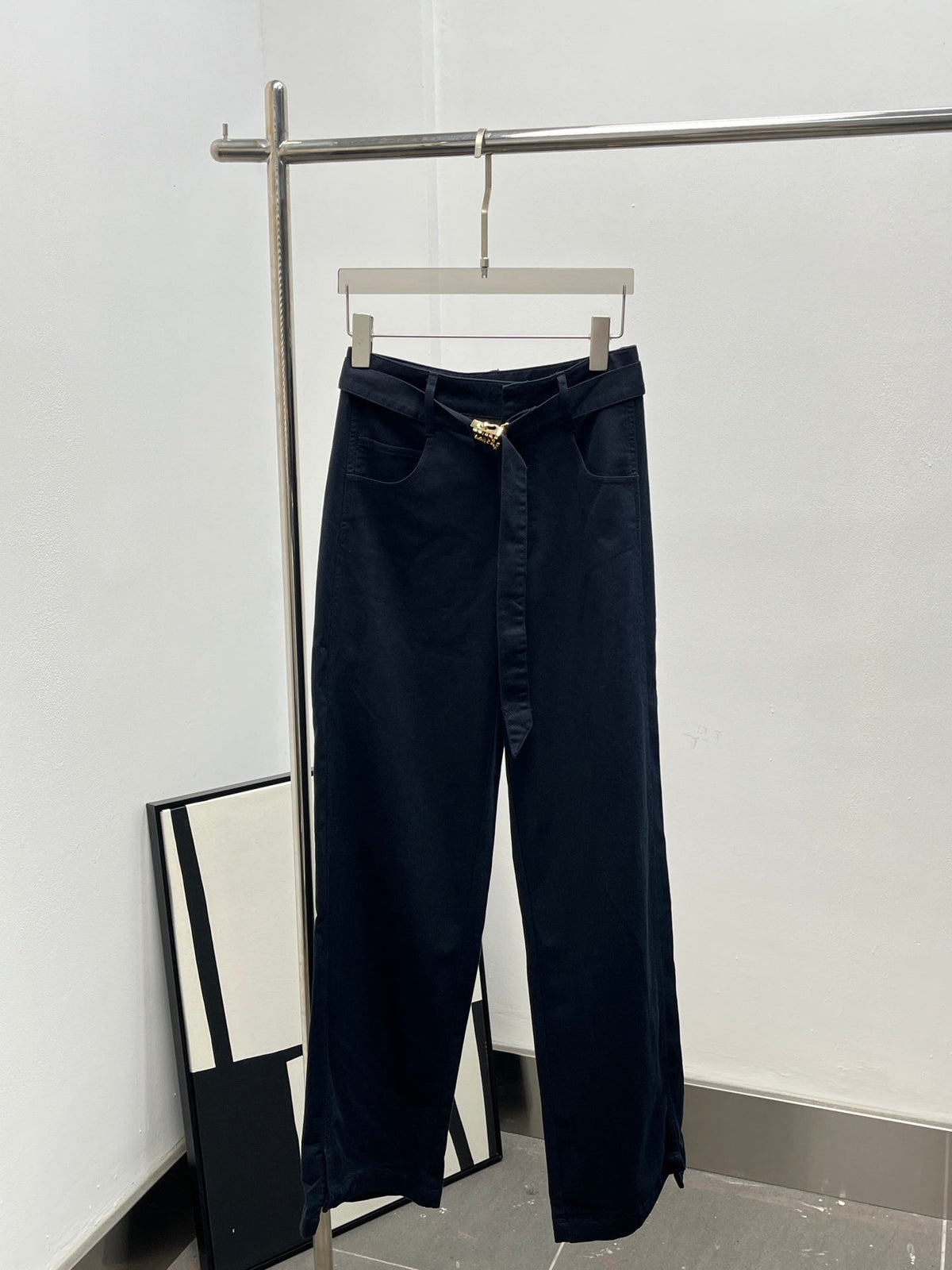 MIUMIU STRAIGHT-LEG KHAKI PANTS STYLE 280