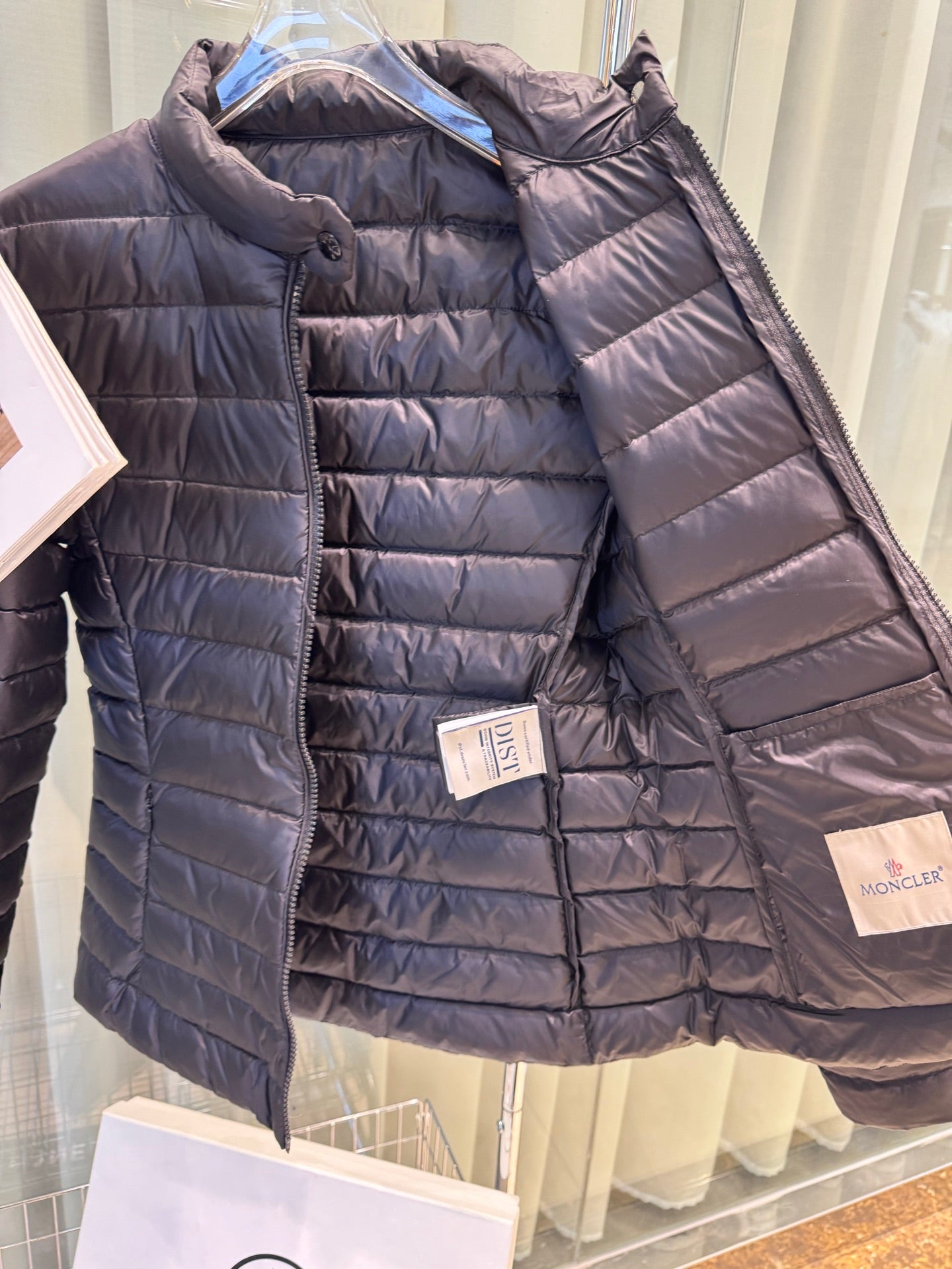 MONCLER 25S DOWN JACKET IN BLACK 010