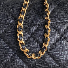 RETRO STYLE FLAP BAG 19 IN BLACK GRAINED CALFSKIN GOLD HARDWARE