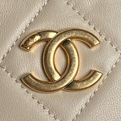HOBO BAG 24 IN BEIGE CALFSKIN GOLD DOUBLE C THICK CHAIN