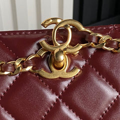HANDBAG 27 IN GARNET RED DIAMOND PATTERN QUILTED SHINY LAMBSKIN GOLD HARDWARE