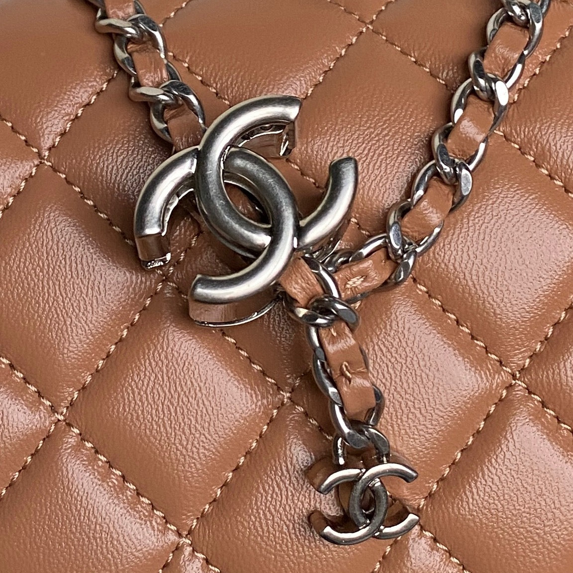 CHANEL 25S FLAP BAG 23 IN DARK CARAMEL CALFSKIN SILVER HARDWARE