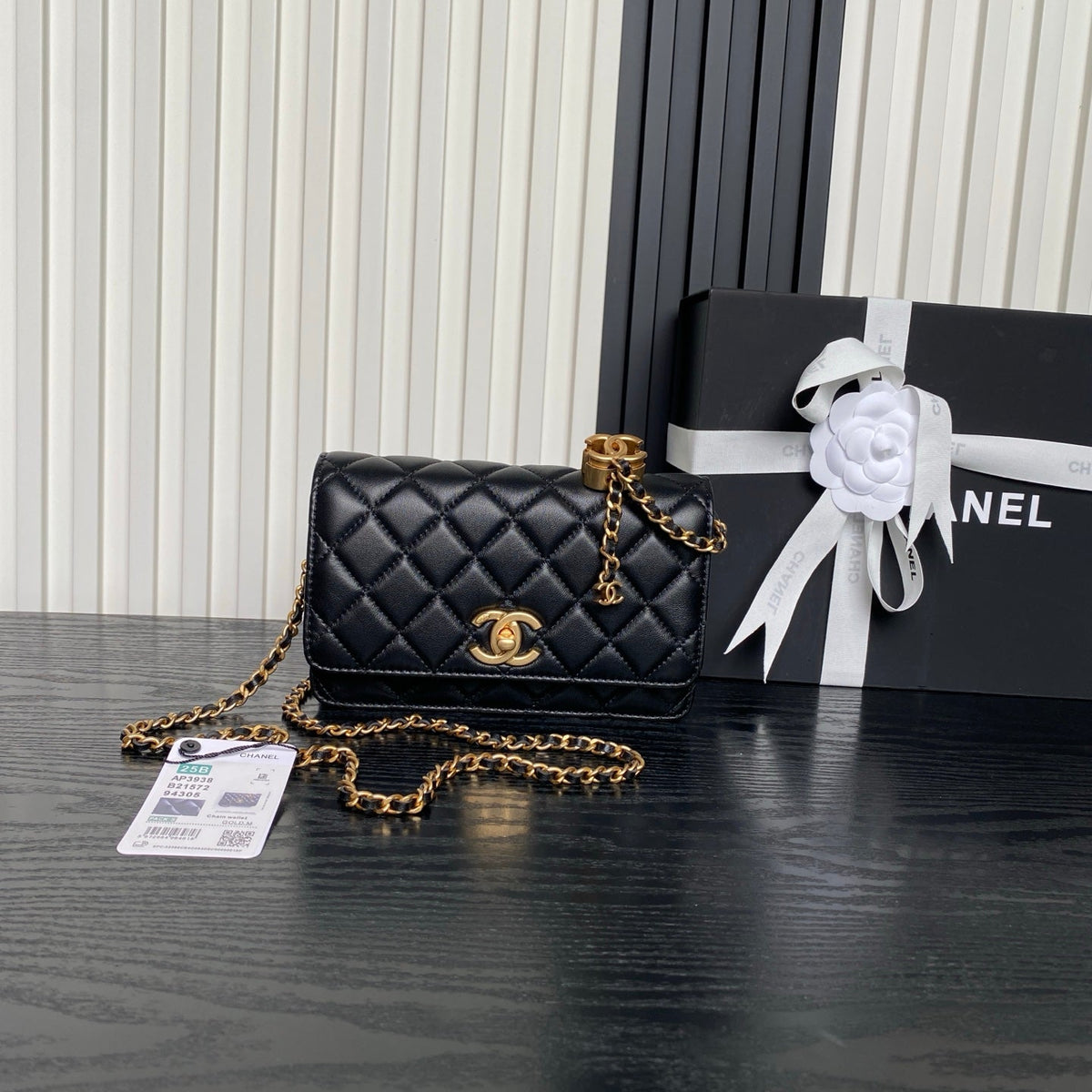 CHANEL 25S CHAIN WALLET 19 IN BLACK LAMBSKIN GOLD HARDWARE