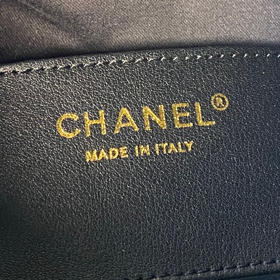 CHANEL 25S HOBO BAG 32 IN BLACK LAMBSKIN