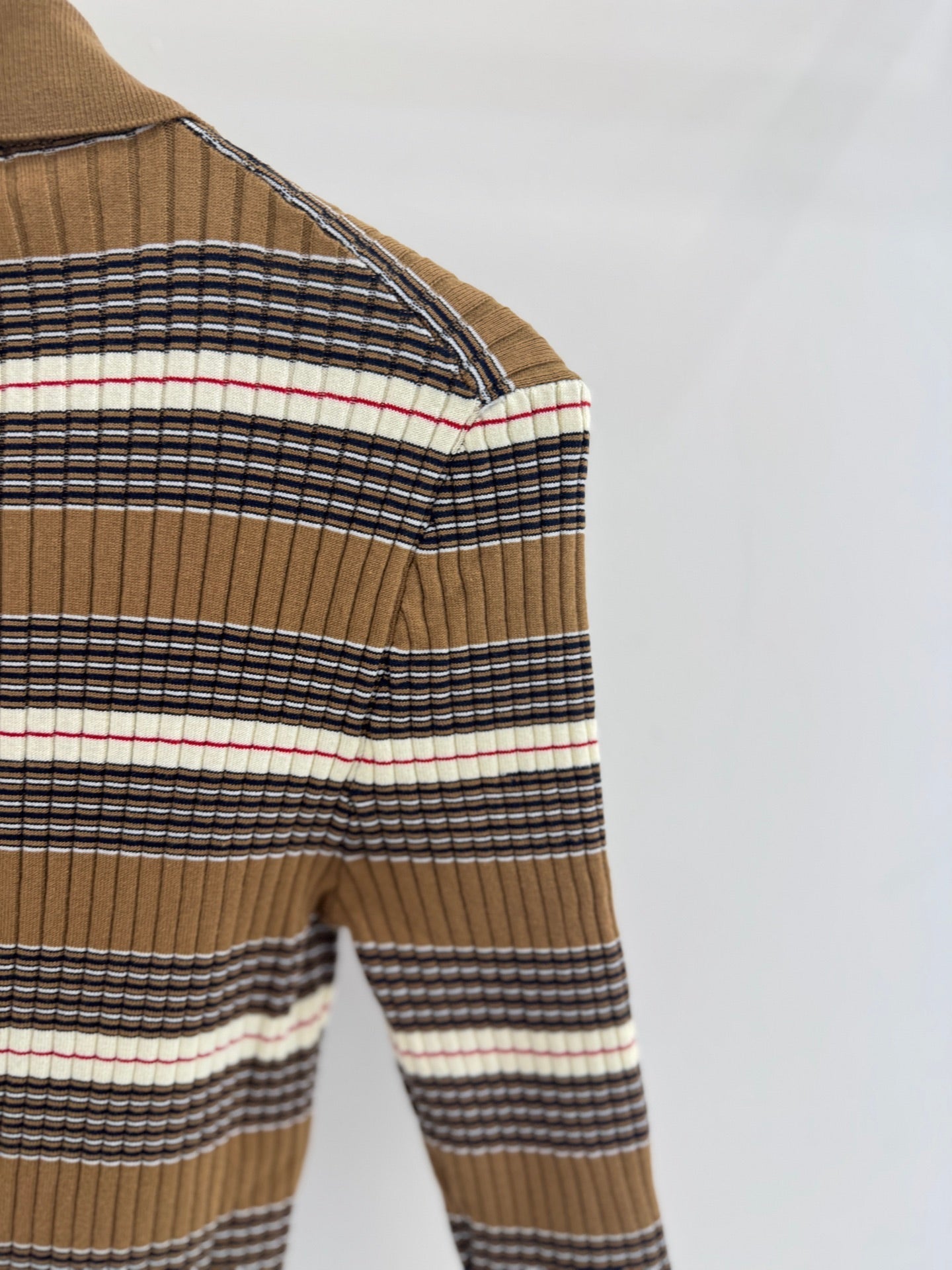 PRADA KNIT POLO STYLE 147