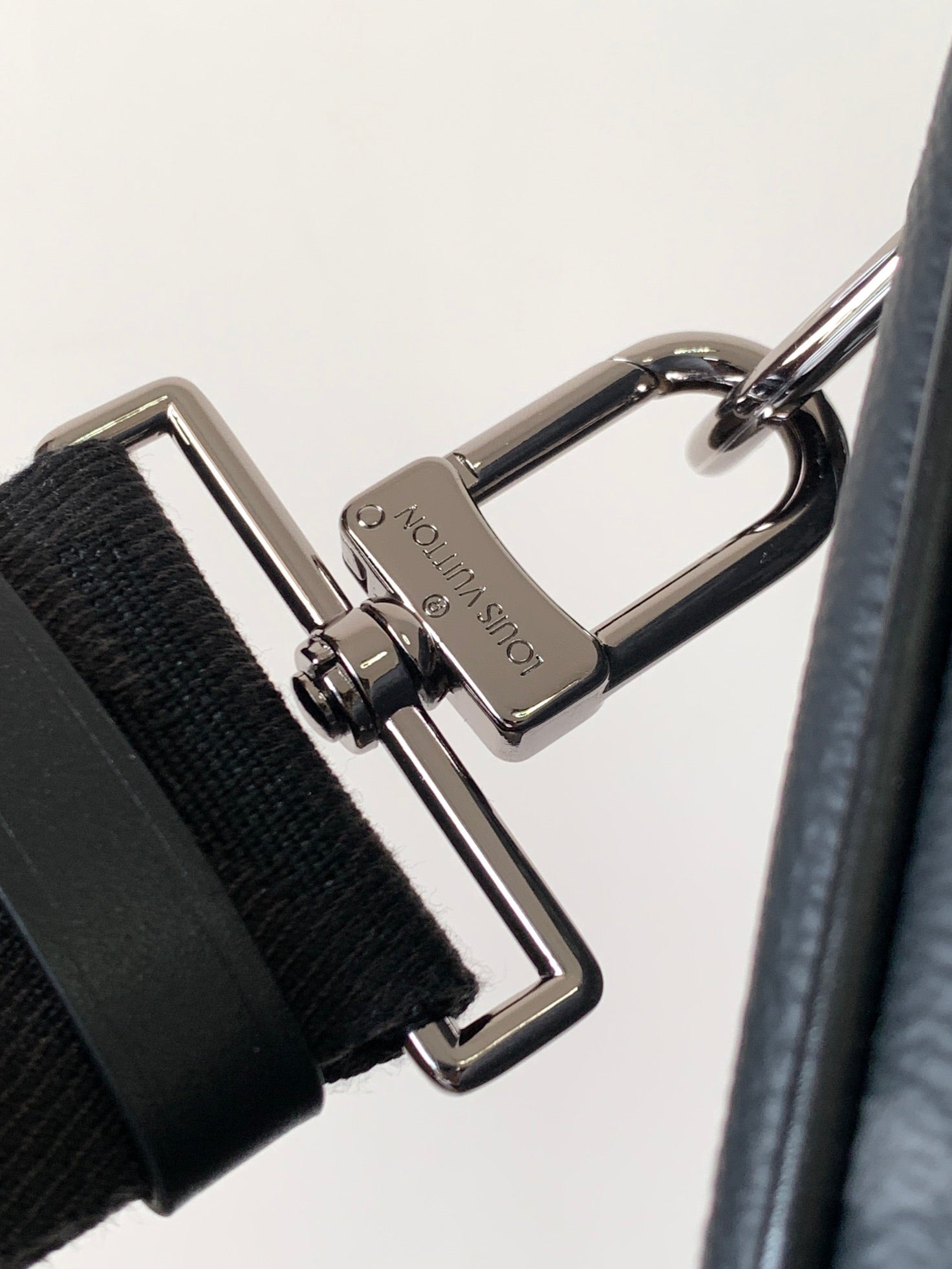 LV 25S KEEPALL 50 WITH SHOULDER STRAP IN BLACK AQUA COATED MONOGRAM ECLIPSE CANVAS AND CALFSKIN