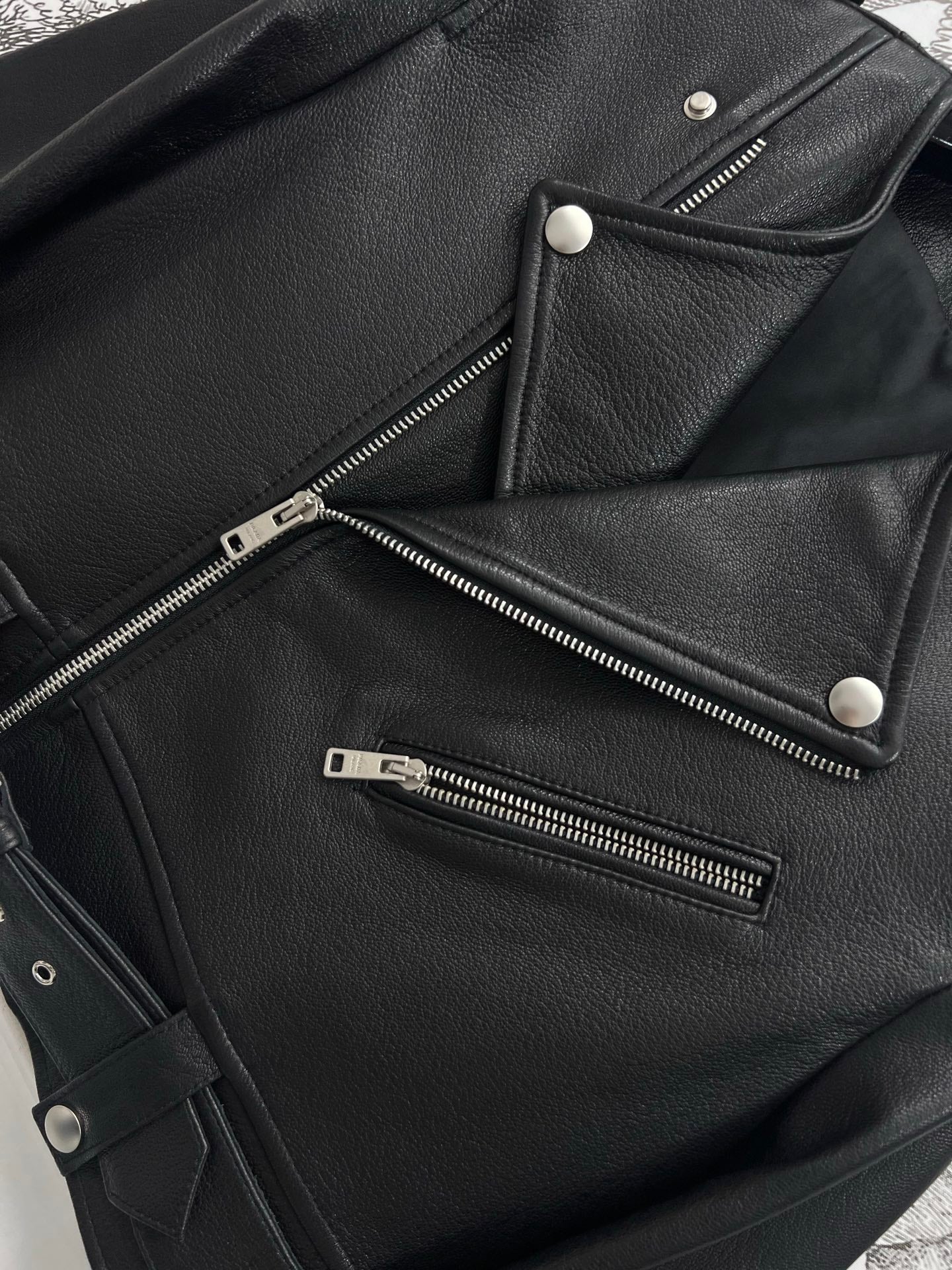 PRADA SHORT CALFSKIN JACKET 274473