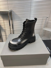 CHUNKY BOOTS IN BLACK MIX WHITE SMOOTH CALFSKIN