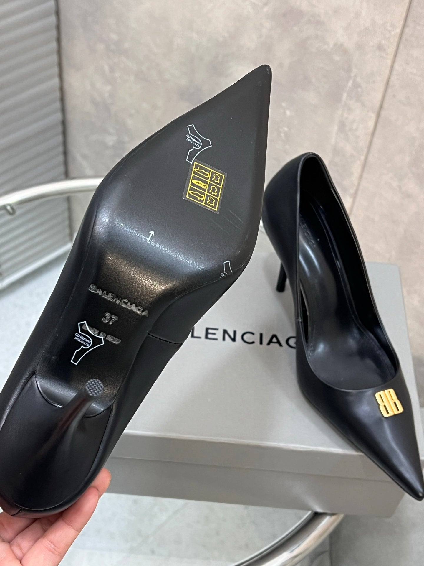 BALENCIAGA 25S HIGH-HEEL SHOES 85 MM IN BLACK COW LEATHER WITH GOLD HARDWARE