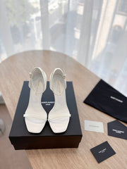 CLASSIC HIGH HEELS 10 CM IN WHITE PATENT CALFSKIN