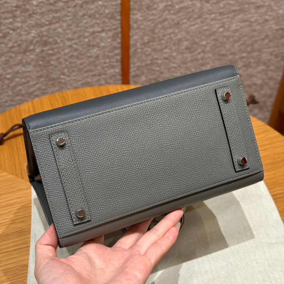 BIRKIN FAUBOURG TOUCH 20 IN DOVE GRAY CALFSKIN WITH SILVER HARDWARE