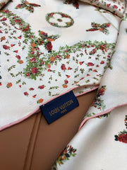 LV SCARF 90 CM IN SILK 704581
