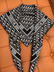 DIOR SCARF 90 IN SILK 704589