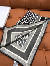 DIOR SCARF 90 IN SILK 704592