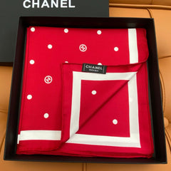 CHANEL 25S SCARF 90 IN SILK 704604