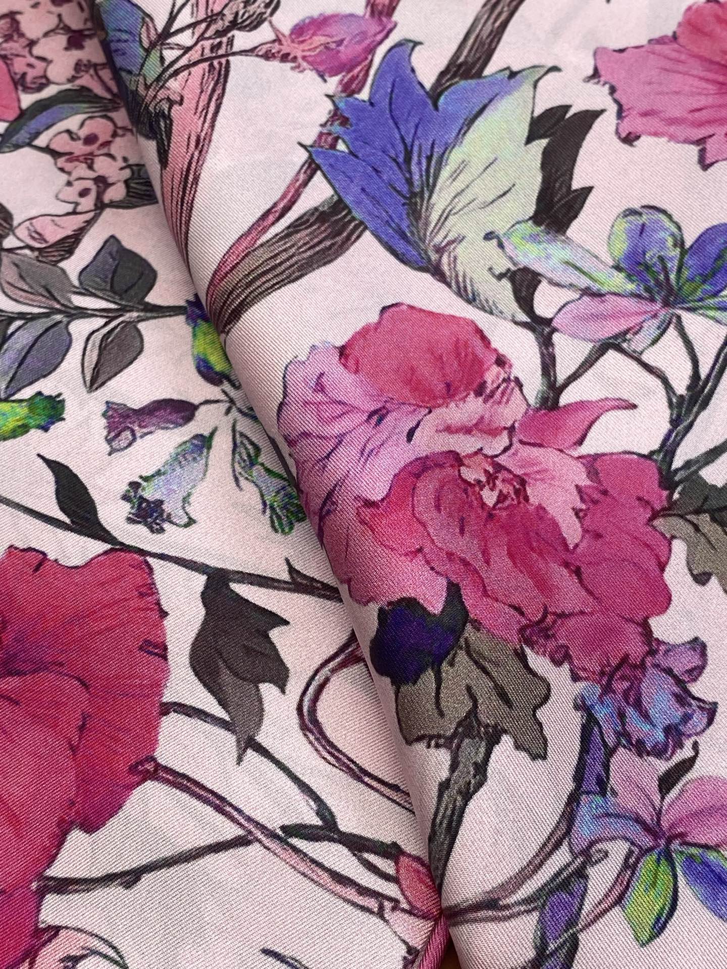 DIOR SCARF 90 CM IN SILK FABRIC 703660