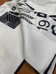 CHANEL 25S SCARF 90 IN SILK 703697