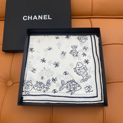 CHANEL 25S SCARF 90 IN SILK 703705