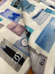 CHANEL 25S SCARF 90 IN SILK 703702