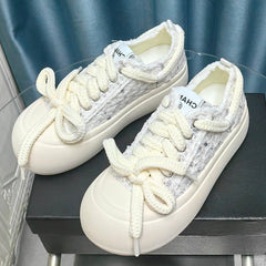 THICK-SOLED SHOES IN BEIGE CREAM WOVEN TWEED