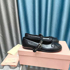 BLACK BALLET SHOES COWHIDE WITH BUTTON