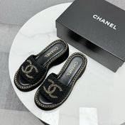 CC WEDGE SOLE SANDALS 25S IN BLACK FABRIC WITH LOGO