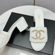 CC HIGH HEEL 25S IN WHITE FABRIC AND CALFSKIN WITH LOGO