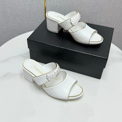 CC DOUBLE-STRAP HEELS 25S IN WHITE CALFSKIN