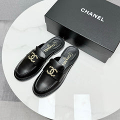 CC FLAT MULE 25S IN BLACK CALFSKIN STYLE 7