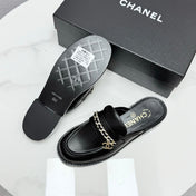 CC FLAT MULE 25S IN BLACK CALFSKIN STYLE 2