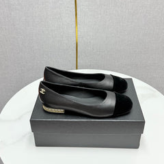 CC BALLET FLATS 25S IN BLACK LAMBSKIN AND SUEDE WITH PEARL HEEL