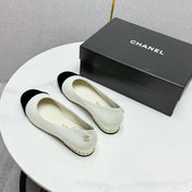CC BALLET FLATS 25S IN WHITE LAMBSKIN AND BLACK SUEDE WITH PEARL HEEL