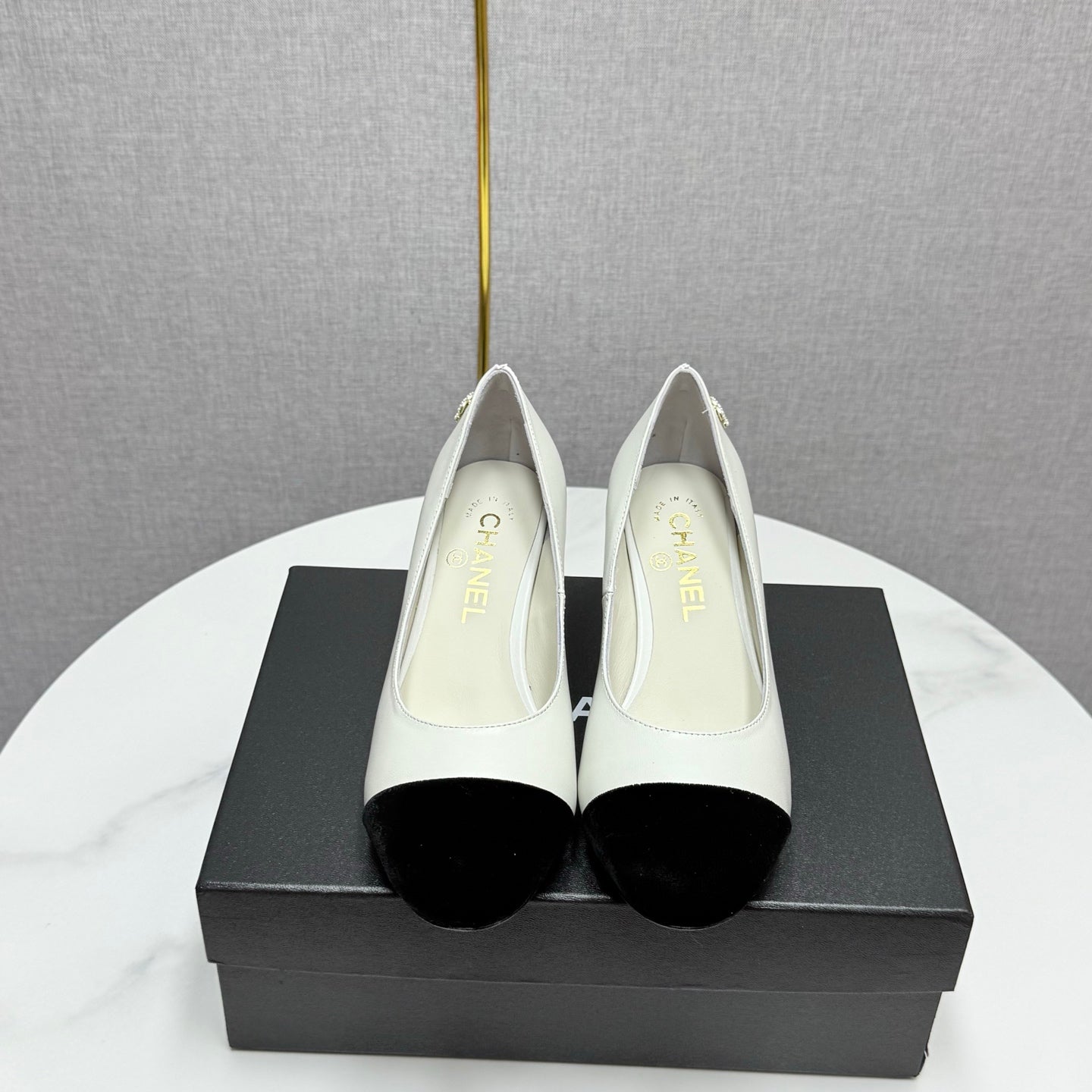 CC HIGH HEEL 25S IN BLACK LAMBSKIN AND SUEDE WITH PEARL HEEL STYLE 6