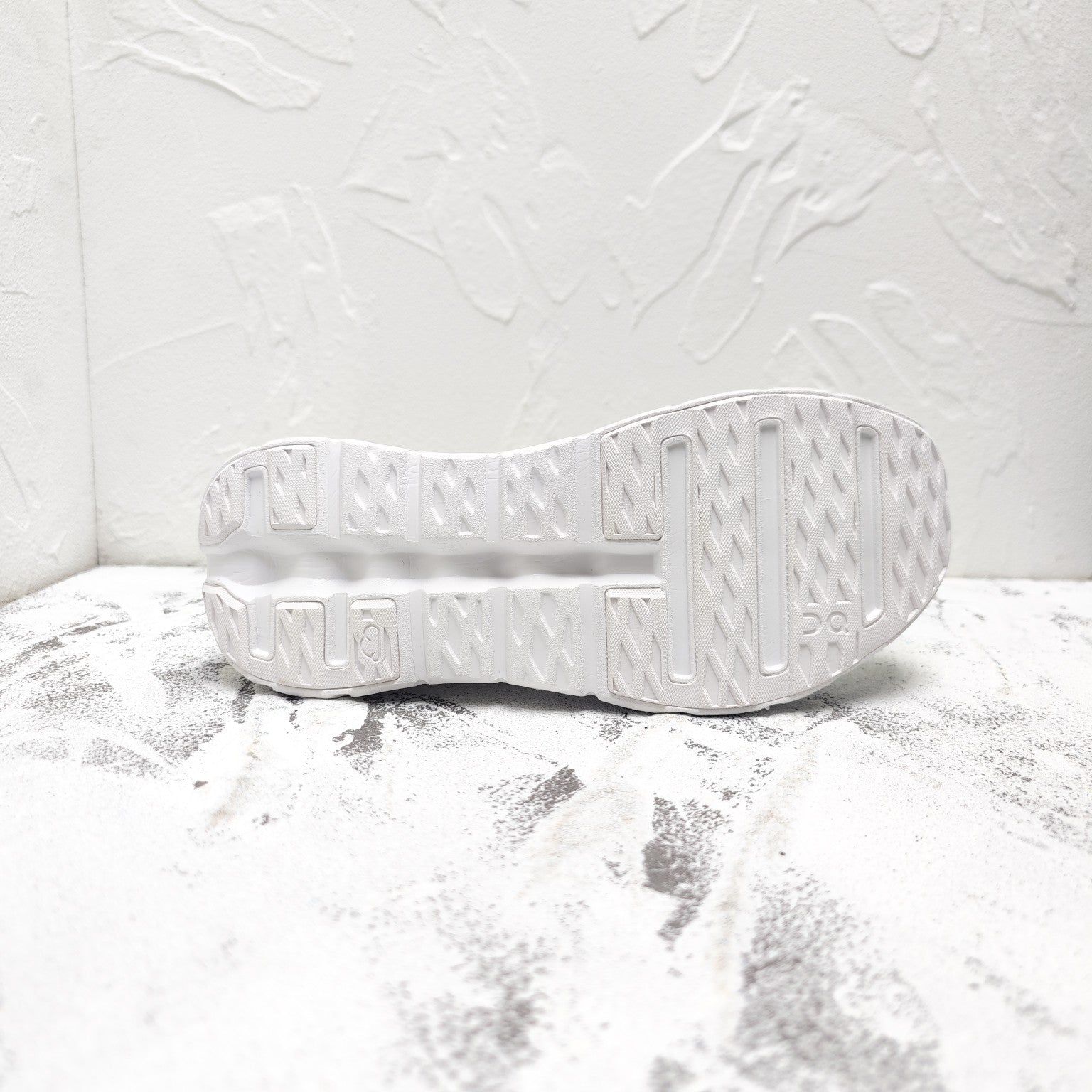 CLOUDTILT SNEAKER IN WHITE RECYCLED POLYESTER