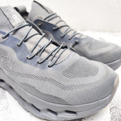 CLOUDTILT SNEAKER IN SHARK GRAY RECYCLED POLYESTER