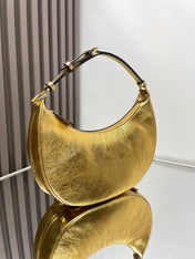 FENDIGRAPHY MEDIUM 29 IN GOLD METALLIC SMOOTH LAMBSKIN GOLD HARDWARE