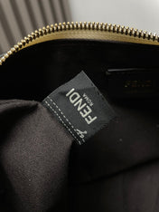 FENDIGRAPHY MEDIUM 29 IN WHITE SMOOTH LAMBSKIN GOLD HARDWARE