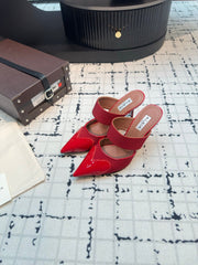 ALAIA HIGH HEEL 9 CM IN CHERRY RED CALFSKIN