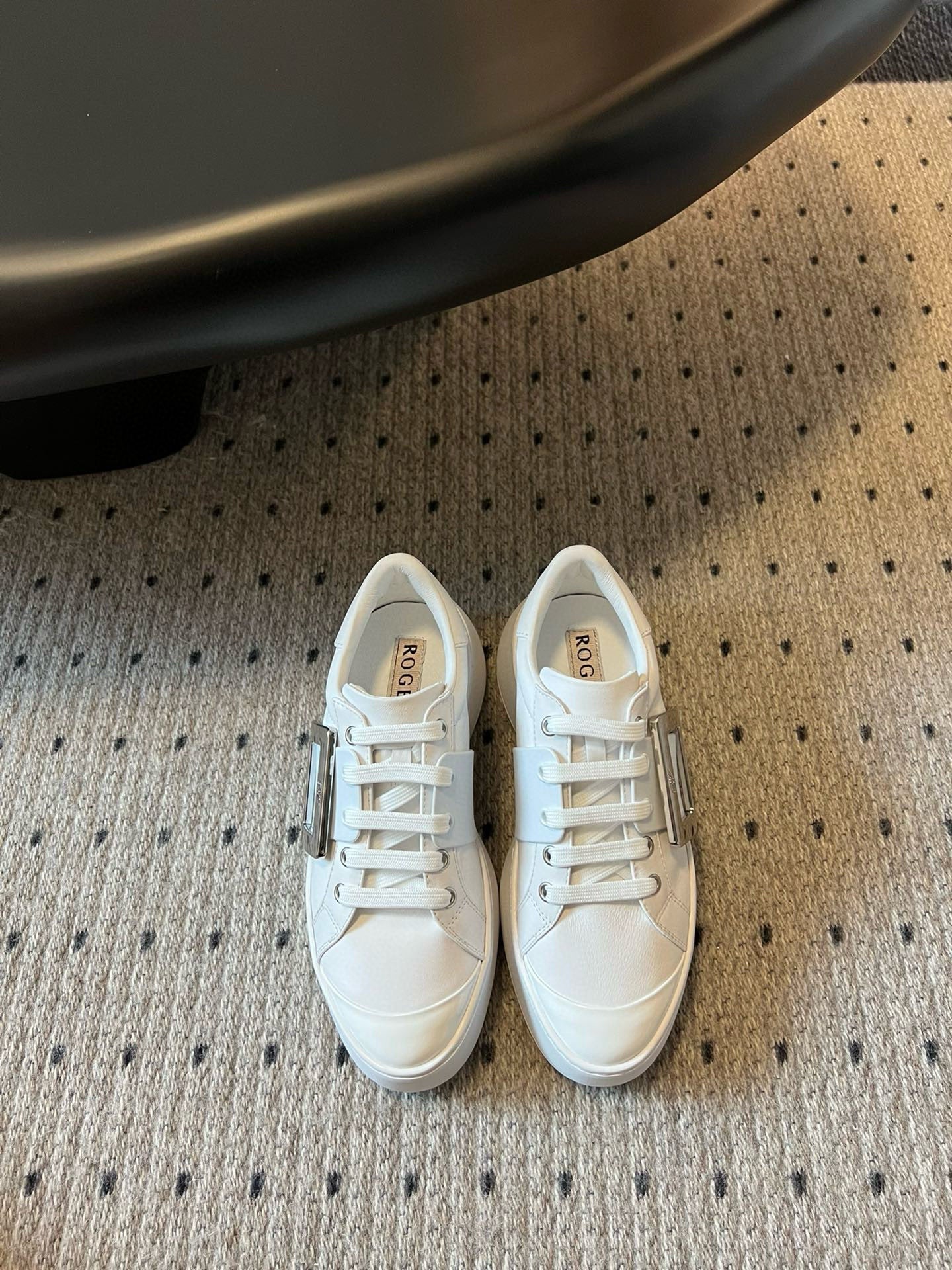 VIV' SKATE SNEAKERS IN WHITE SMOOTH CALFSKIN SILVER BUCKLE