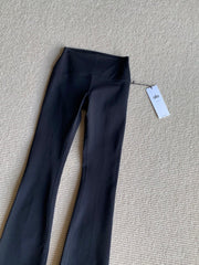 ALO FLARED PANTS STYLE 143