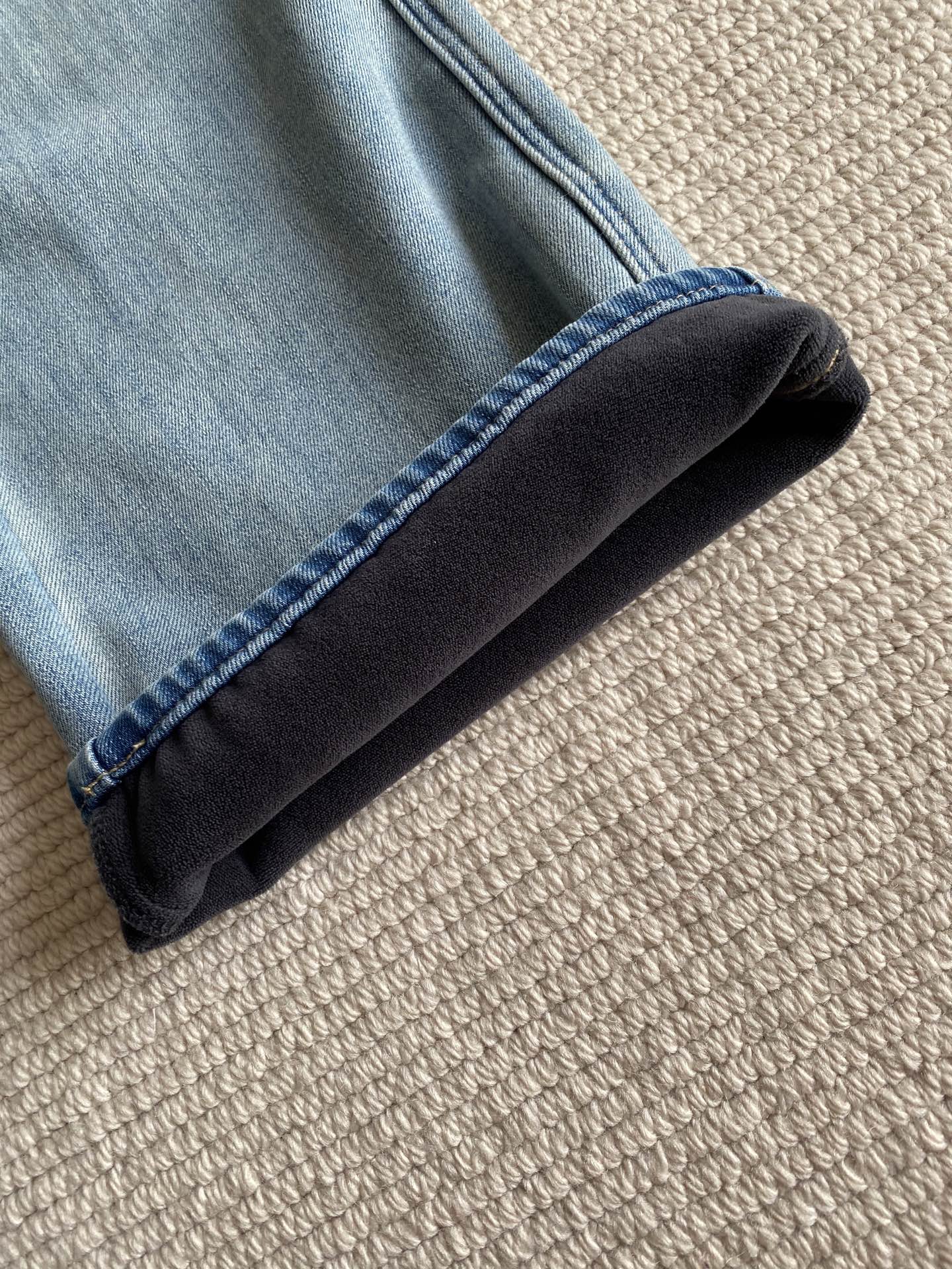 PRADA 25S SHERPA-LINED JEANS 431