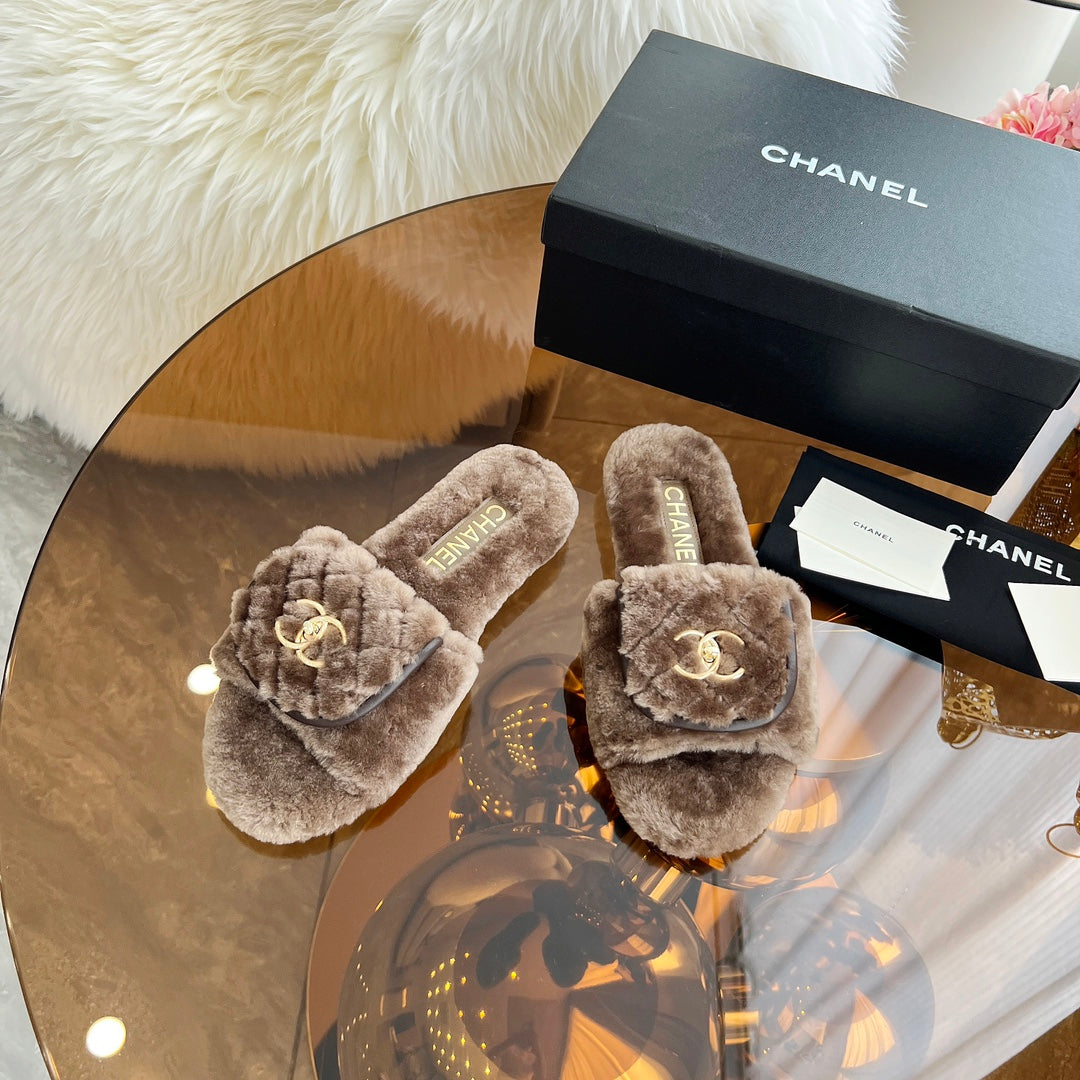 CHANEL 25S FUR SLIPPERS IN DARK BROWN LOGO GOLD HARDWRE